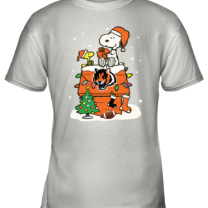 A Happy Christmas With Cincinnati Bengals Snoopy Youth T Shirt 1