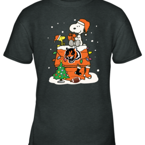 A Happy Christmas With Cincinnati Bengals Snoopy Youth T-Shirt - 2 A Happy Christmas With Cincinnati Bengals Snoopy Youth T Shirt 2