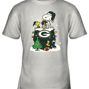 A Happy Christmas With Green Bay Packers Snoopy Youth T Shirt 1