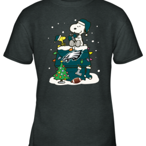 A Happy Christmas With Philadelphia Eagles Snoopy Youth T Shirt 2