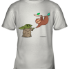 Baby Yoda And Sloth Touch Hands Youth T-Shirt –