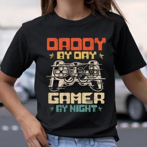 Daddy By Day Gamer By Night Funny Dad Jokes Vintage Gaming T Shirt Itees Global 2