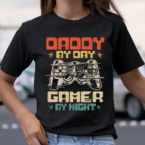 Daddy By Day Gamer By Night Funny Dad Jokes Vintage Gaming T Shirt  Itees Global