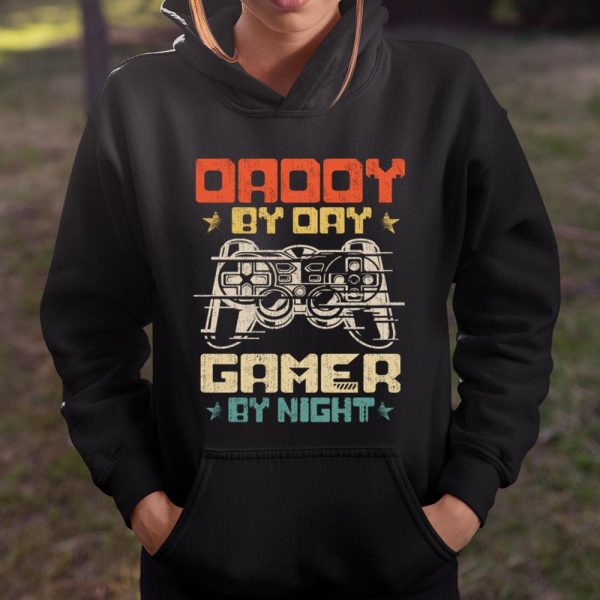 Daddy By Day Gamer By Night Funny Dad Jokes Vintage Gaming T Shirt  Itees Global