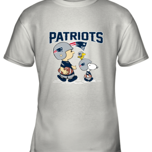 New England Patriots Let’s Play Football Together Snoopy NFL Youth T-Shirt –