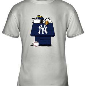 New York YankeesSnoopy And Woodstock Resting Together MLB Youth T-Shirt –