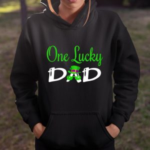 One Lucky Dad St Patrick s Day T Shirt Itees Global 4