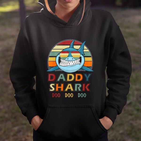 Retro Vintage Daddy Shark Tshirt gift for Father T Shirt  Itees Global