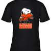 Snoopy A Strong And Proud Cleveland Browns Player NFL Youth T-Shirt –