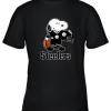 Snoopy A Strong And Proud Pittsburgh Steelers Player NFL Youth T-Shirt –