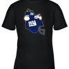 Snoopy And Woodstock Resting On New York Giants Helmet Youth T-Shirt –