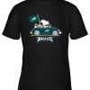 Snoopy And Woodstock Ride The Philadelphia Eagles Car NFL Youth T-Shirt –