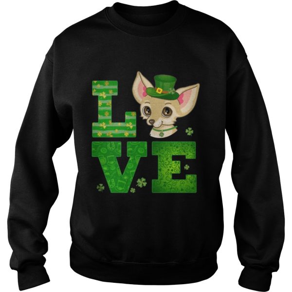 Love Chihuahua St Patricks Day Green Shamrock T-Shirt