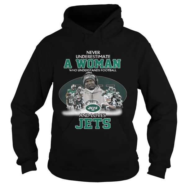 Never Underestimate a Woman Who Understands Football And Loves Jets T-shirt