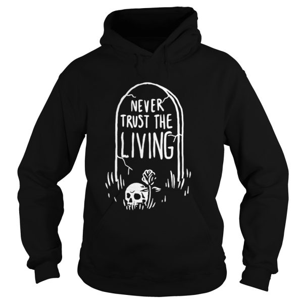 Never trust the living shirt