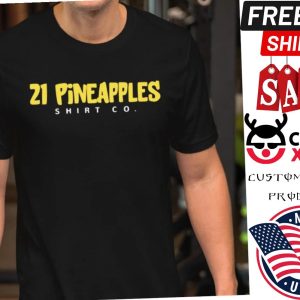 21 Pineapples Crewneck Shirt