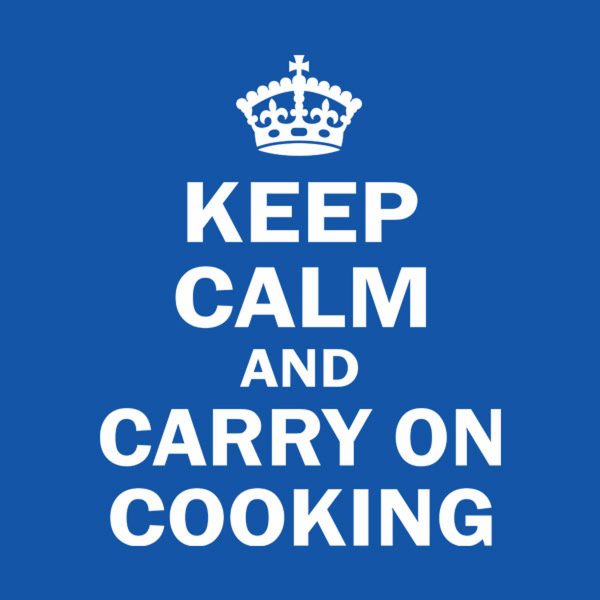 Keep calm and carry on cooking – T-shirt