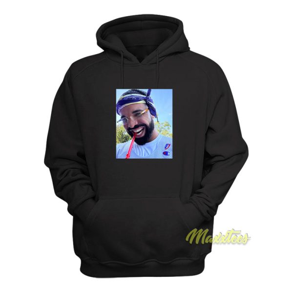 Drake Shares A New Selfie Hoodie