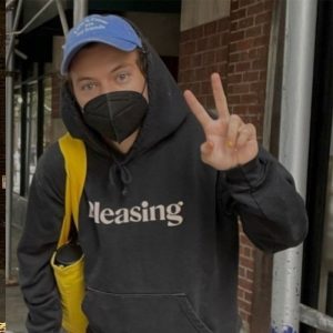 Pleasing Harry Styles Olivia Wilde Hoodie 2