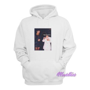 Selena Trust No One Hoodie 2