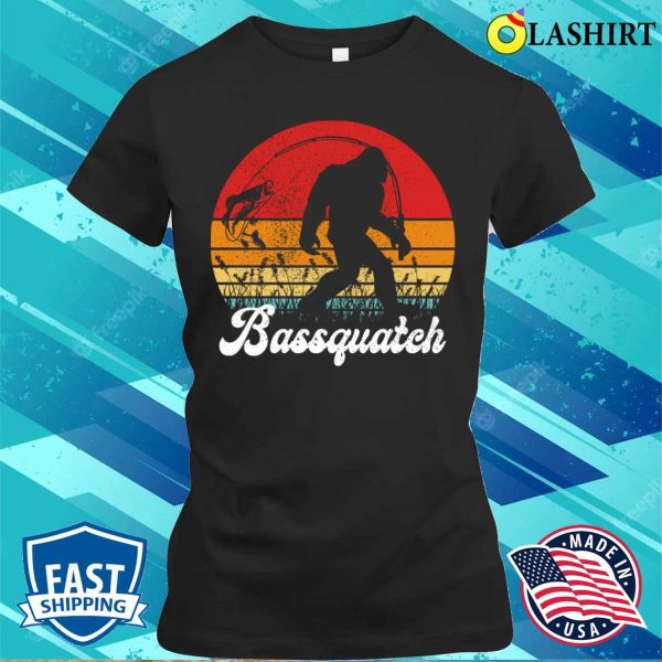 Bassquatch Funny Bigfoot Fishing Outdoor Retro T-shirt