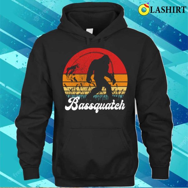 Bassquatch Funny Bigfoot Fishing Outdoor Retro T-shirt