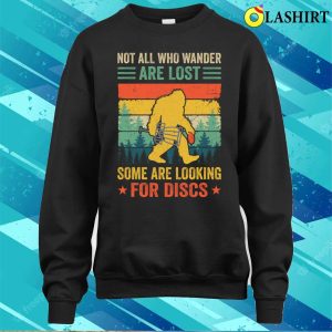 Funny Disc Golf For Men Women Bigfoot Disc Golf Player Retro T shirt 4