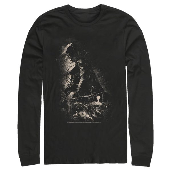 Men’s Batman Grunge Hero in Shadow Long Sleeve Shirt