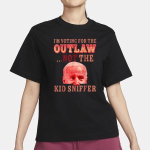 Funny Joe Biden I'm Voting For The Outlaw Not Kid Sniffer T Shirt 2