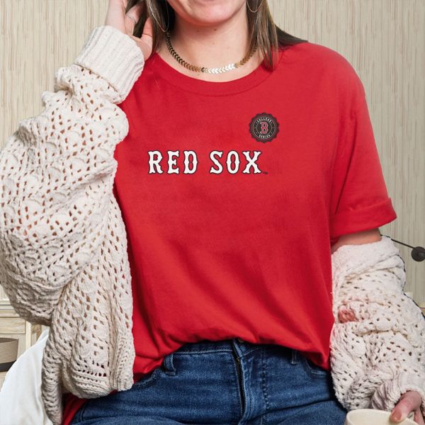 Harvard University Red Sox Crewneck T-Shirt Giveaway 2024