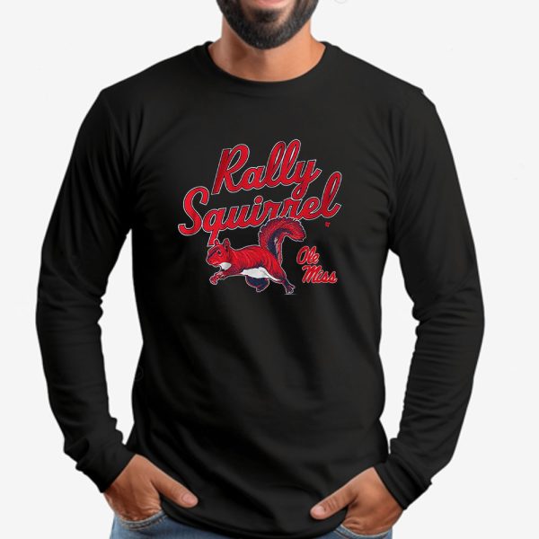 Rally Squirrel Ole Miss Sweatshirt , T-shirt , Hoodie , Long Sleeve T-shirt