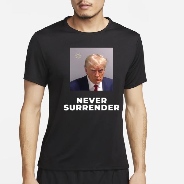 Trump Mug Shot Muga Never Surrender Trump 2024 T-Shirt